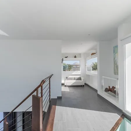 Vela Villa Puerto Calero