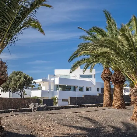 Vela Villa Puerto Calero